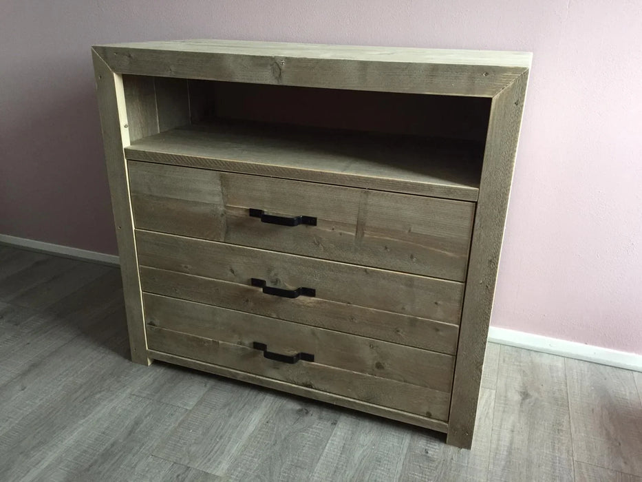 Commode van steigerhout Kristel Meubelmakerij van Ommen