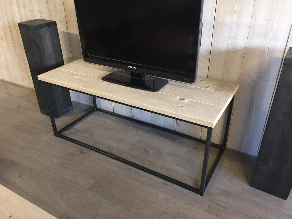 Steigerhouten tv-meubel met stalen frame Meubelmakerij van Ommen